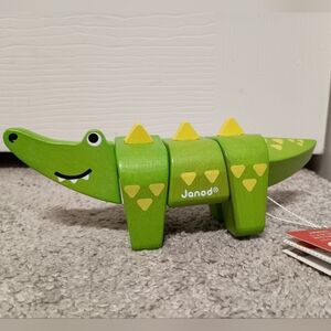 NWT Wooden Animal Kit Puzzle - Green Crocodile